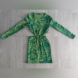 Zara dress. Size medium. Sweater like material! Worn once